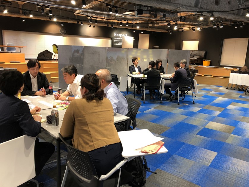 未来サービス研究所・日本ユニシス総合技術研究所ワークショップ風景2