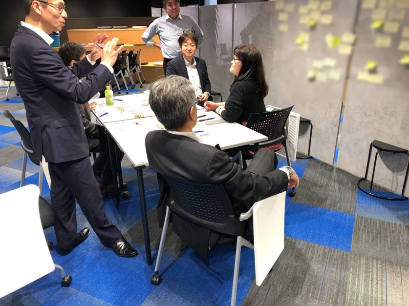 未来サービス研究所・日本ユニシス総合技術研究所ワークショップ風景3