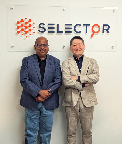 Selector Software, Inc. 共同創業者CEO Nitin Kumar氏（左）とユニアデックス 社長 田中 建（右）